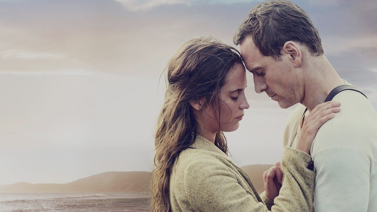 เมื่อความรักและศีลธรรมต้องดวลกัน : รีวิว ‘อย่าปล่อยให้รักสลาย’ (The Light Between Oceans)